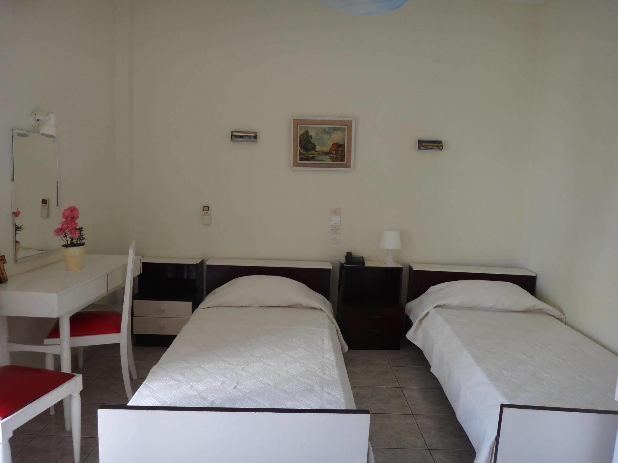 Oceanis Hotel Loutra Edipsou  Buitenkant foto